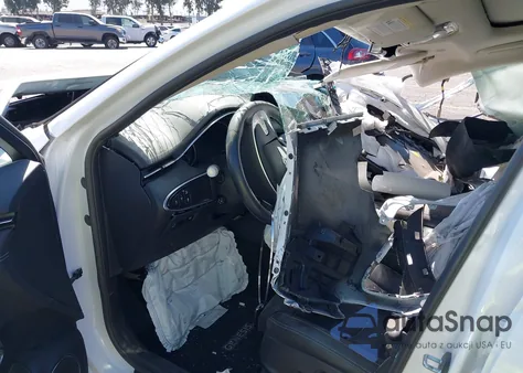 2023 Genesis Gv70 2.5T Awd из США, поврежденный, VIN KMUMADTB5PU139043